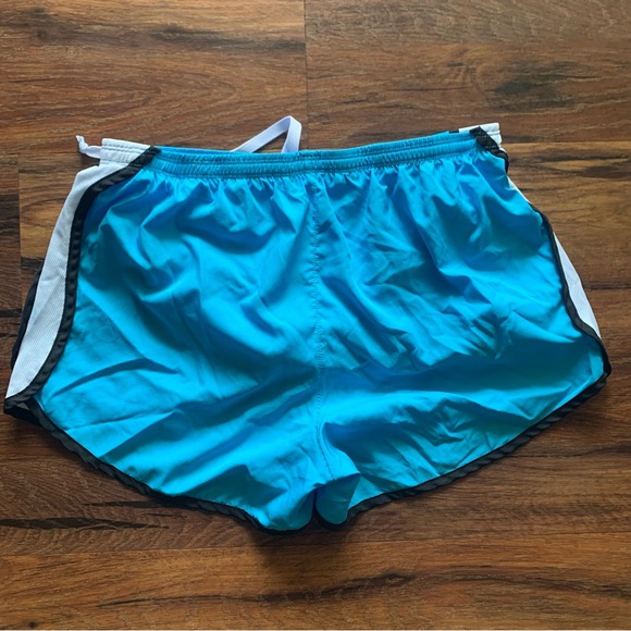 Champion w’s large shorts - blue and white - Picture 3 of 3